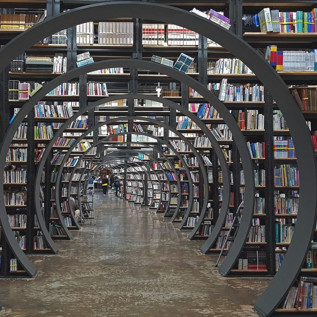 K-Drama Locations: Visit the Sets!